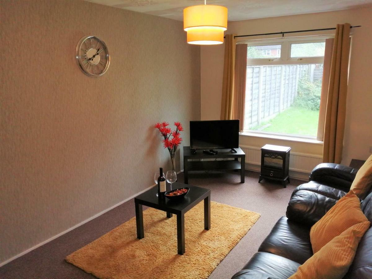 Villa Fearnhead House Warrington  Exterior foto